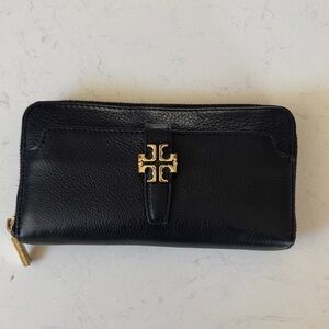 Tory Burch Leather Wallet
